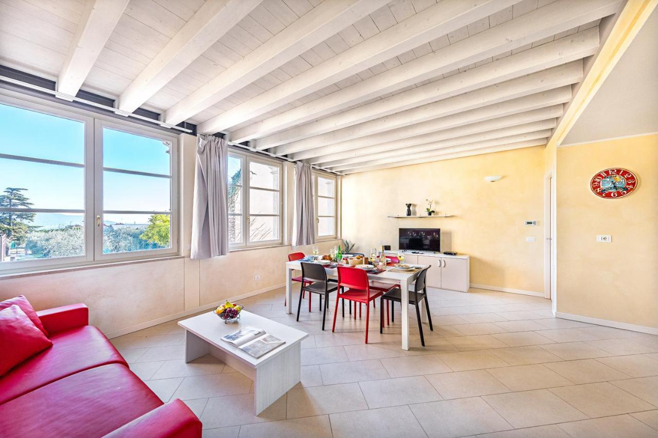 Corte Benaco By Wonderful Italy Toscolano Maderno Exterior photo