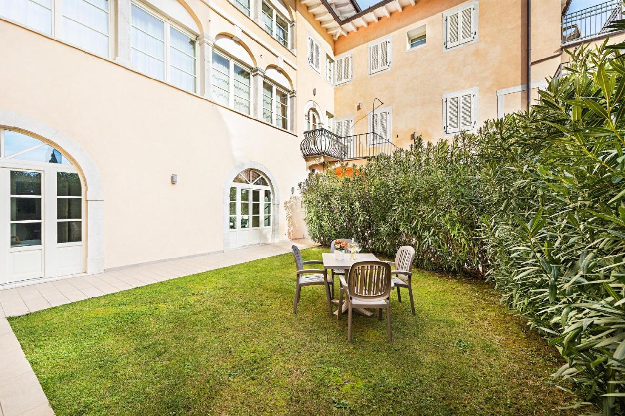 Corte Benaco By Wonderful Italy Toscolano Maderno Exterior photo