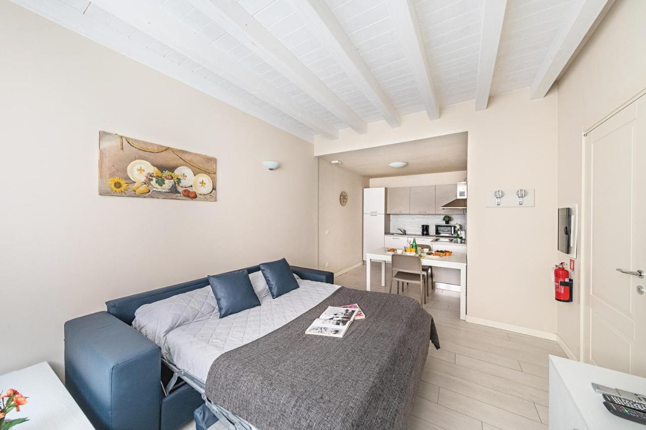 Corte Benaco By Wonderful Italy Toscolano Maderno Exterior photo