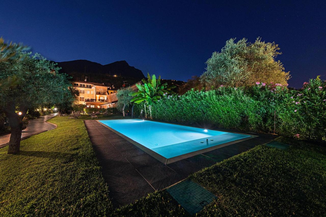 Corte Benaco By Wonderful Italy Toscolano Maderno Exterior photo